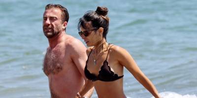 Jordana Brewster Makes Out With New Boyfriend Mason Mortif at the Beach - www.justjared.com - Los Angeles