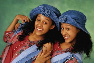 Sister Sister, Girlfriends, Moesha, and More Classic Black Sitcoms Are Coming to Netflix - www.tvguide.com