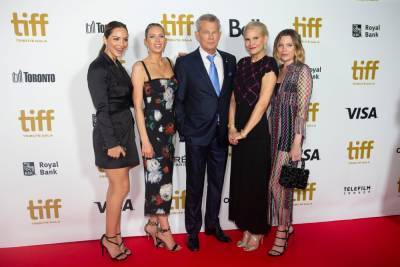 Erin Foster - David Foster - Katharine Macphee - Erin Foster Teases Dad David Foster’s Wife Katharine McPhee: ‘Our Biggest Issue Is How Hot She Is’ - etcanada.com - Jordan
