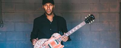 Tom Morello releases protest song with Dan Reynolds, The Bloody Beetroots and Shea Diamond - completemusicupdate.com - Illinois