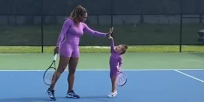 Serena Williams Adorably Plays Tennis With 2-Year-Old Daughter Alexis Olympia - www.justjared.com