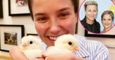 Sophia Bush Is Raising Chickens Amid the Coronavirus Quarantine, Names Them After ‘Trailblazing Women’ - www.usmagazine.com