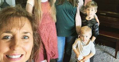Michelle Duggar Switches to ‘Grandma Mode’ While With 17 Grandchildren - www.usmagazine.com