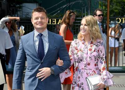 BOD has last laugh as he roasts wife Amy with 10th anniversary post - evoke.ie