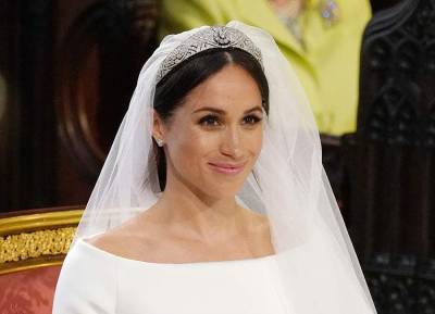 Angela Kelly - Voice - ‘She gets what tiara she’s given’: Book reveals drama between Queen and Meghan - evoke.ie