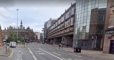 Police race to Glasgow's Sauchiehall Street as area cordoned off - www.dailyrecord.co.uk - county Cherry