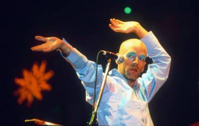 R.E.M. to premiere entirety of Glastonbury 1999 set online next week - www.nme.com