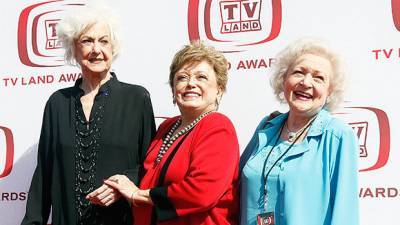 Betty White, 98, Makes Rare Statement To Honor ‘Golden Girls’ Day: I ‘Truly Miss’ The Other Girls - hollywoodlife.com - Miami