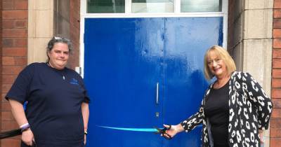 New homeless shelter opens in Tameside named after pub landlady who has helped hundreds off the streets - www.manchestereveningnews.co.uk