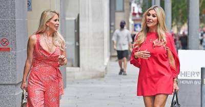 Real Housewives star Dawn Ward breaks covid-19 rules while filming new series as star shops without face mask - www.ok.co.uk - Manchester