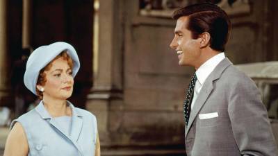 George Hamilton Reflects on Working With Olivia de Havilland: "She Was an Amazing Woman" - www.hollywoodreporter.com - Britain - Italy