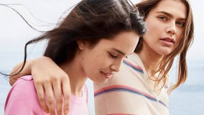 Take Up to 75% Off Everything at the Gap Sale - www.etonline.com