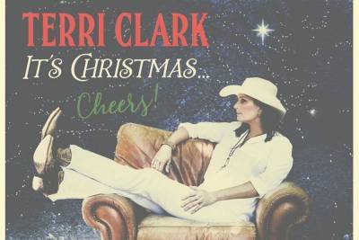 Terri Clark Releases Her First-Ever Christmas Album This Fall - etcanada.com