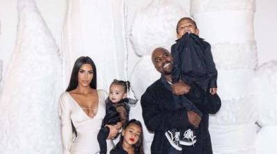 Kim Kardashian, Kanye West living separate lives for the past year: report - www.msn.com - California - Wyoming
