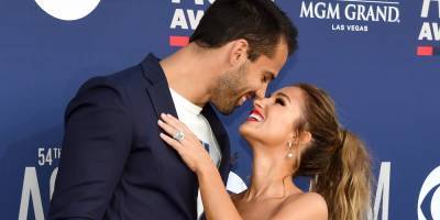 Eric Decker & Wife Jessie James Decker Pack on the PDA in Swimsuits! - www.justjared.com - Montana