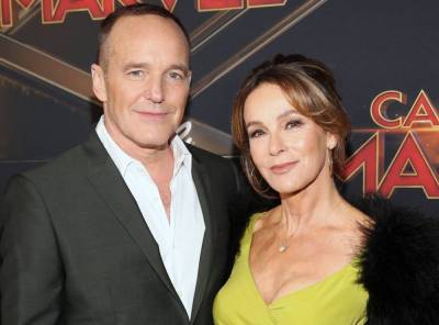 Jennifer Grey And Clark Gregg File For Divorce Ahead Of Their 19-Year-Wedding Anniversary This Month! - celebrityinsider.org
