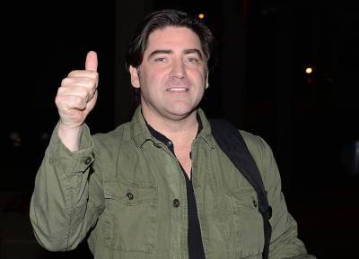 Brian Kennedy urges people to wear masks as he shares update - evoke.ie