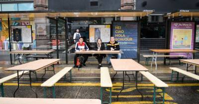 Northern Quarter streets and bus stops become pop-up beer gardens and restaurant terraces - www.manchestereveningnews.co.uk - Manchester