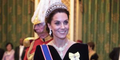 Kate Middleton Is More Like the Queen Than Princess Diana, a Royal Expert Explains - www.marieclaire.com - Britain