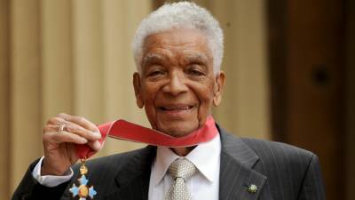 Earl Cameron, Trailblazing 'Doctor Who' and 'James Bond' Actor, Dead at 102 - www.etonline.com - Britain