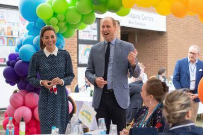 Kate Middleton - Elizabeth Hospital - Prince William And Kate Middleton Celebrate The NHS’s Birthday With Special Tea Party - etcanada.com