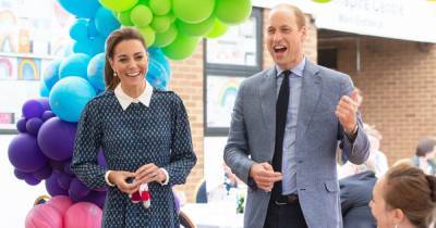 Elizabeth Hospital - Duchess Kate Laughs With Prince William as They Have Afternoon Tea With Hospital Staff - usmagazine.com