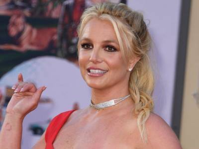 Britney Spears fans renew '#FreeBritney' calls after Kanye West presidency bid - canoe.com