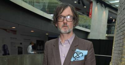 Jarvis Cocker says he was 'saved' by David Bowie after 1996 Brits arrest - www.msn.com - New York