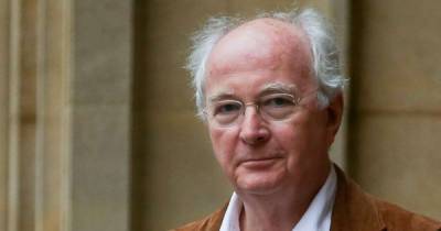 Phillip Pullman shares his most-hated song and it's extremely controversial - www.msn.com