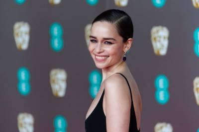 Emilia Clarke Pens Emotional Letter To Healthcare Workers Who ‘Saved My Life’ Following Brain Aneurysm - etcanada.com - Britain