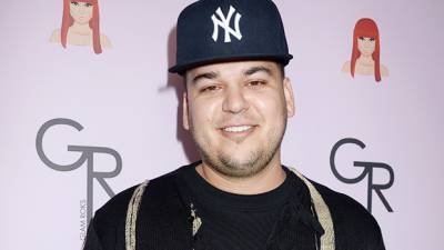 Rob Kardashian Is All Smiles During 4th Of July Party With Pals After Debuting Weight Loss - hollywoodlife.com - Australia