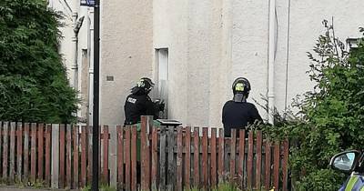 Armed cops swoop on Fife disturbance as man arrested - www.dailyrecord.co.uk