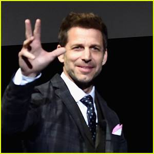 Zack Snyder Says His 'Justice League' Will Have No Studio Compromises - www.justjared.com