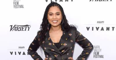Ayesha Curry Shows Off Her 35-Lb Weight Loss in Quarantine: ‘I Wanted to Be Strong and Healthy’ - www.usmagazine.com