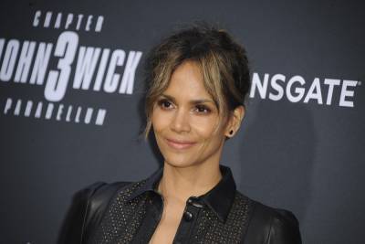 Halle Berry apologizes after facing backlash for wanting to take on transgender role - www.hollywood.com
