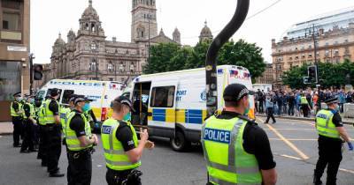 Three men charged over George Square statue protests erupted into violence - www.dailyrecord.co.uk