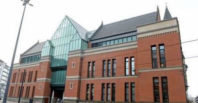 Accounts assistant who stole £100k to fund gambling addiction is spared jail - because prison “could prove fatal” - www.manchestereveningnews.co.uk