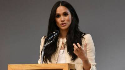 Meghan Markle Is Teaming Up With Michelle Obama, Priyanka Chopra and More for Girl Up Leadership Summit - www.etonline.com