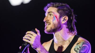 Walk the Moon Frontman Nicholas Petricca Comes Out as Bisexual - www.etonline.com