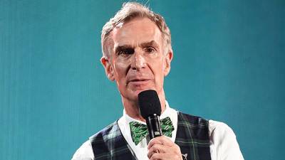Bill Nye Reveals Why It’s So Important to Wear A Face Mask In Epic TikTok Video — Watch - hollywoodlife.com