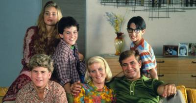 ‘The Wonder Years’ Cast: Where Are They Now? From Fred Savage to Danica McKellar - www.usmagazine.com
