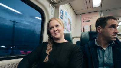 How the Longest 9 Months of Amy Schumer's Life Became 'Expecting Amy' (Exclusive) - www.etonline.com