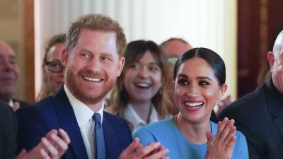 Meghan Markle’s Friends Knew About Her Secret Engagement to Prince Harry Here’s How - stylecaster.com