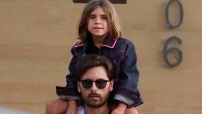 Scott Disick Cuddles Up To Daughter Penelope, 8, In Malibu: ‘My Little Beach Baby’ — Pic - hollywoodlife.com - Malibu