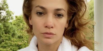 Jennifer Lopez's Makeup-Free Selfie Is Simply Stunning - www.harpersbazaar.com