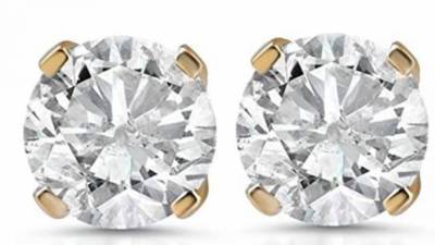 Under $500 for 1 Carat Diamond Stud Earrings at Amazon Sale - www.etonline.com