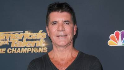 Simon Cowell speaks out after breaking back in freak accident - heatworld.com