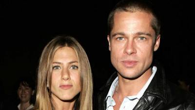 Brad Pitt and Jennifer Aniston's Former Beverly Hills Home Sells for $32.5 Million - www.etonline.com