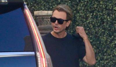 Jonathan Cheban Steps Out in Beverly Hills After Being Robbed at Gunpoint - www.justjared.com - Beverly Hills - New Jersey - city Englewood