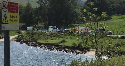 What was going on at Dovestone Reservoir as huge search launched by police and mountain rescue - www.manchestereveningnews.co.uk - India
